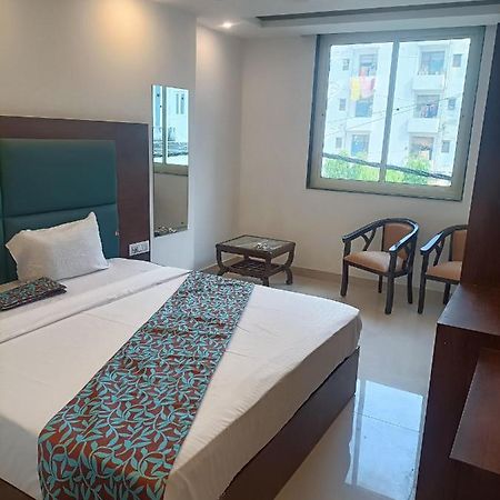 Hotel Tark Inn Near Igi Airport New Delhi Eksteriør billede
