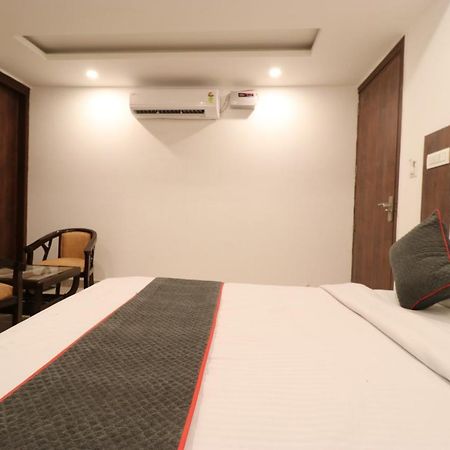 Hotel Tark Inn Near Igi Airport New Delhi Eksteriør billede