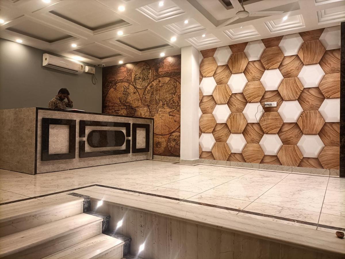 Hotel Tark Inn Near Igi Airport New Delhi Eksteriør billede