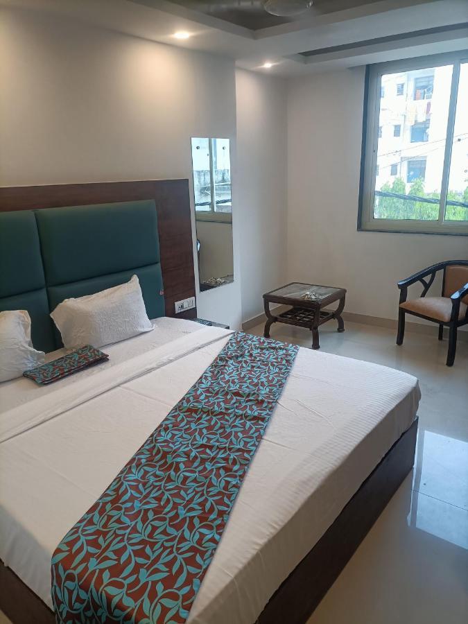 Hotel Tark Inn Near Igi Airport New Delhi Eksteriør billede