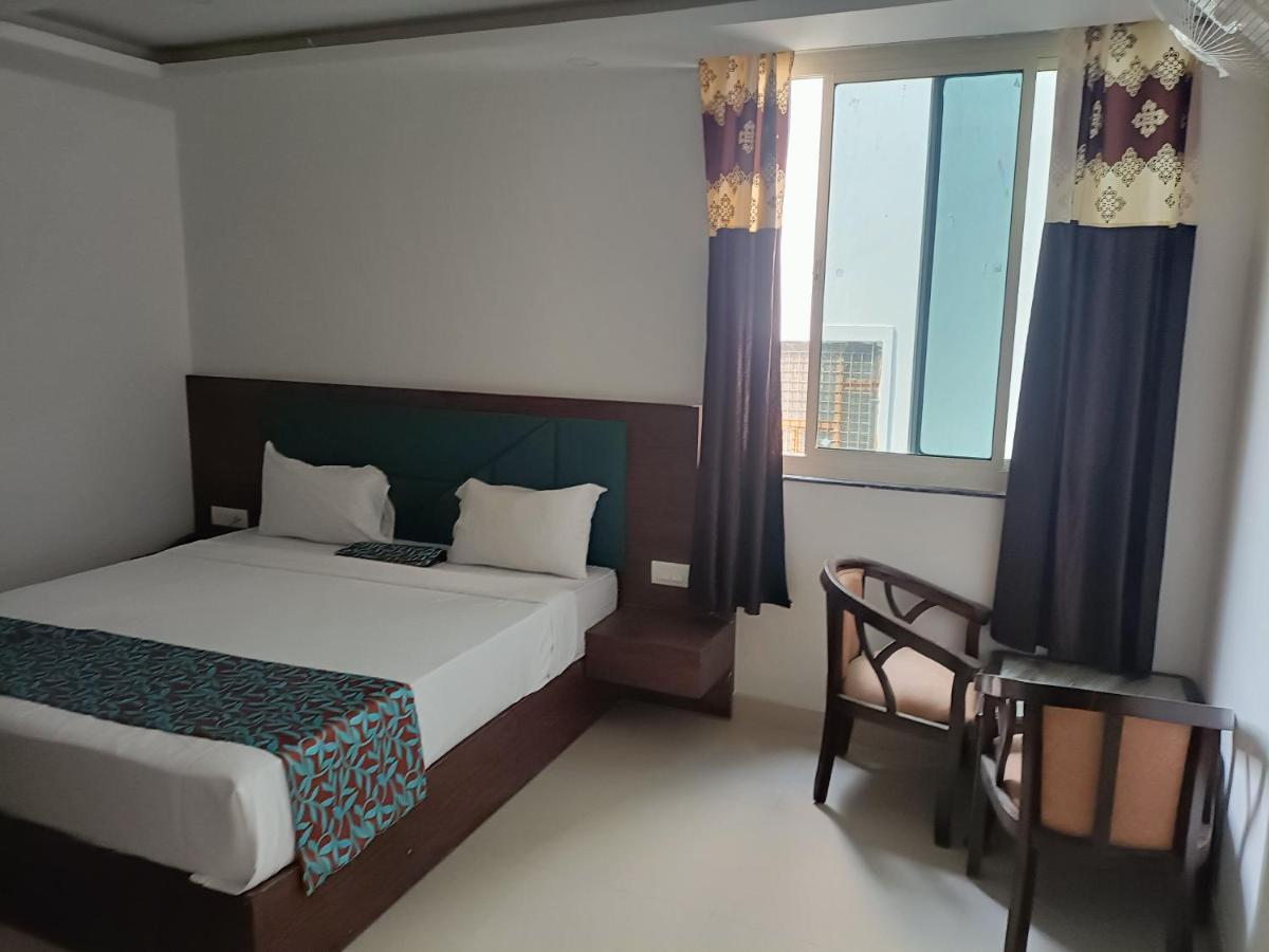 Hotel Tark Inn Near Igi Airport New Delhi Eksteriør billede