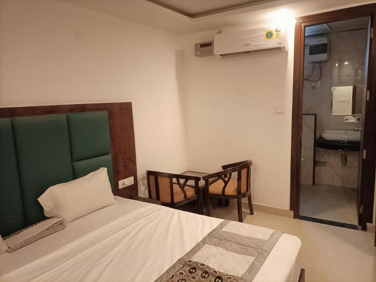 Hotel Tark Inn Near Igi Airport New Delhi Eksteriør billede