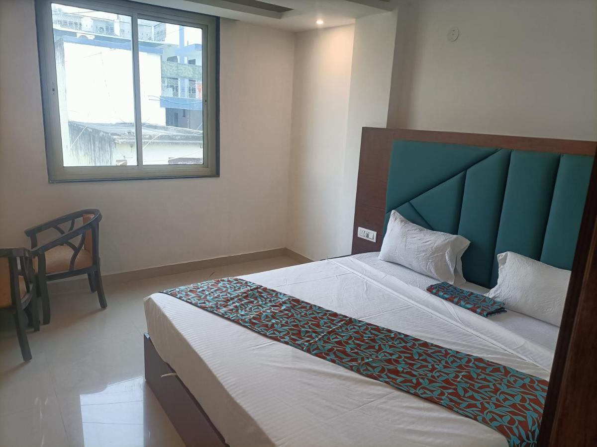 Hotel Tark Inn Near Igi Airport New Delhi Eksteriør billede