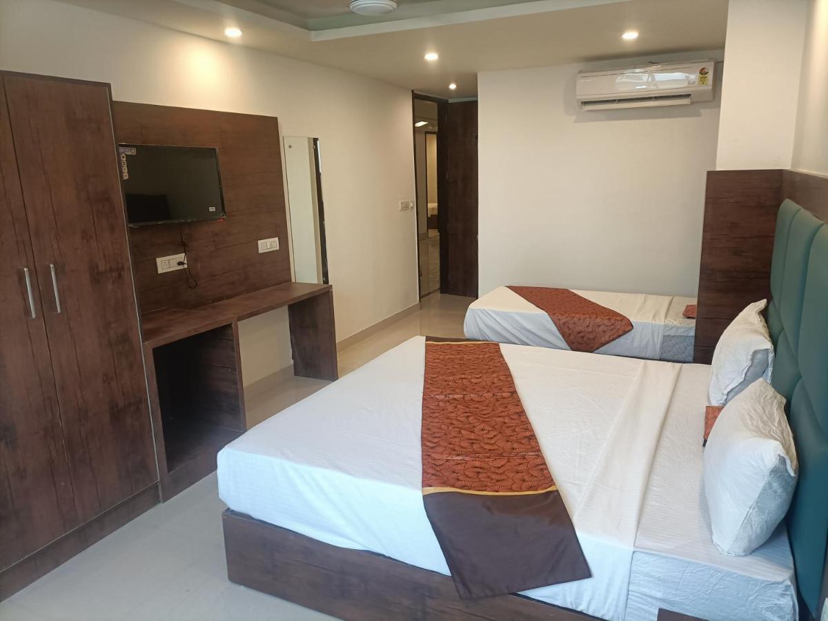 Hotel Tark Inn Near Igi Airport New Delhi Eksteriør billede