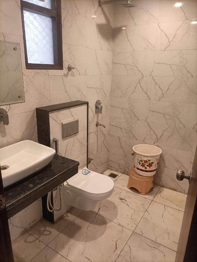 Hotel Tark Inn Near Igi Airport New Delhi Eksteriør billede